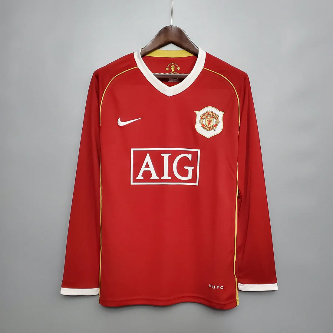 Retro Manchester United Manga Larga 06/07