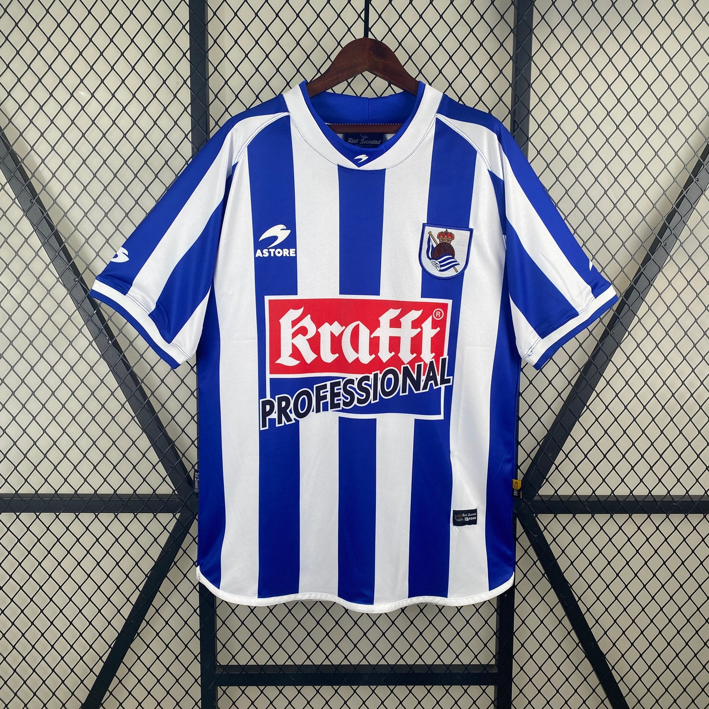 Retro Real Sociedad Local 02/03