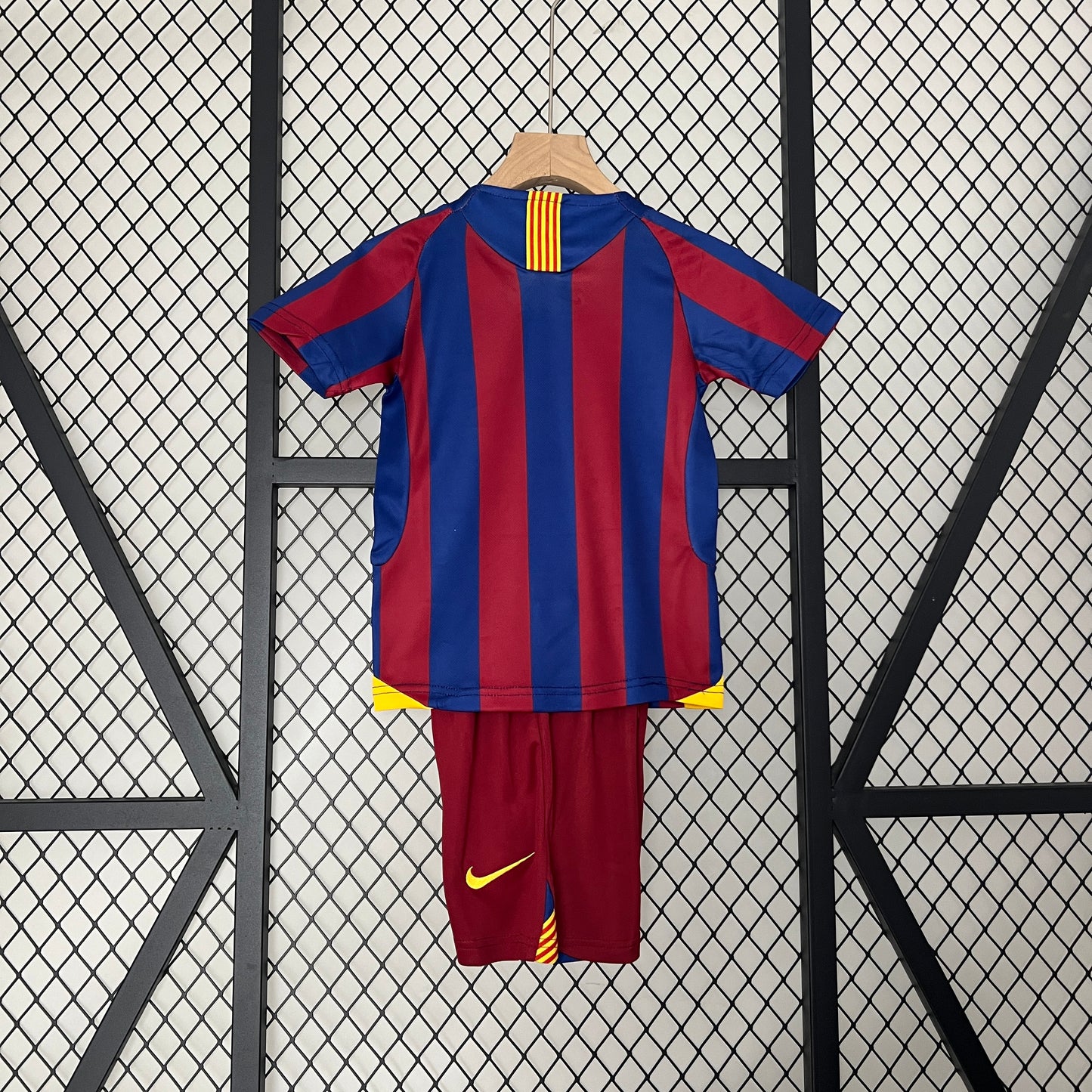 Retro FC Barcelona 05/06 Niño