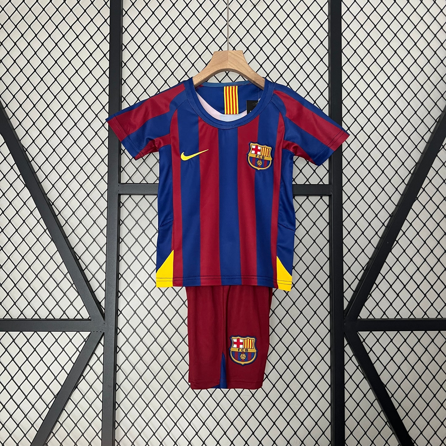 Retro FC Barcelona 05/06 Niño